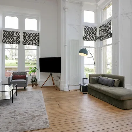 The Myles Stone Cross Mansion Appartement